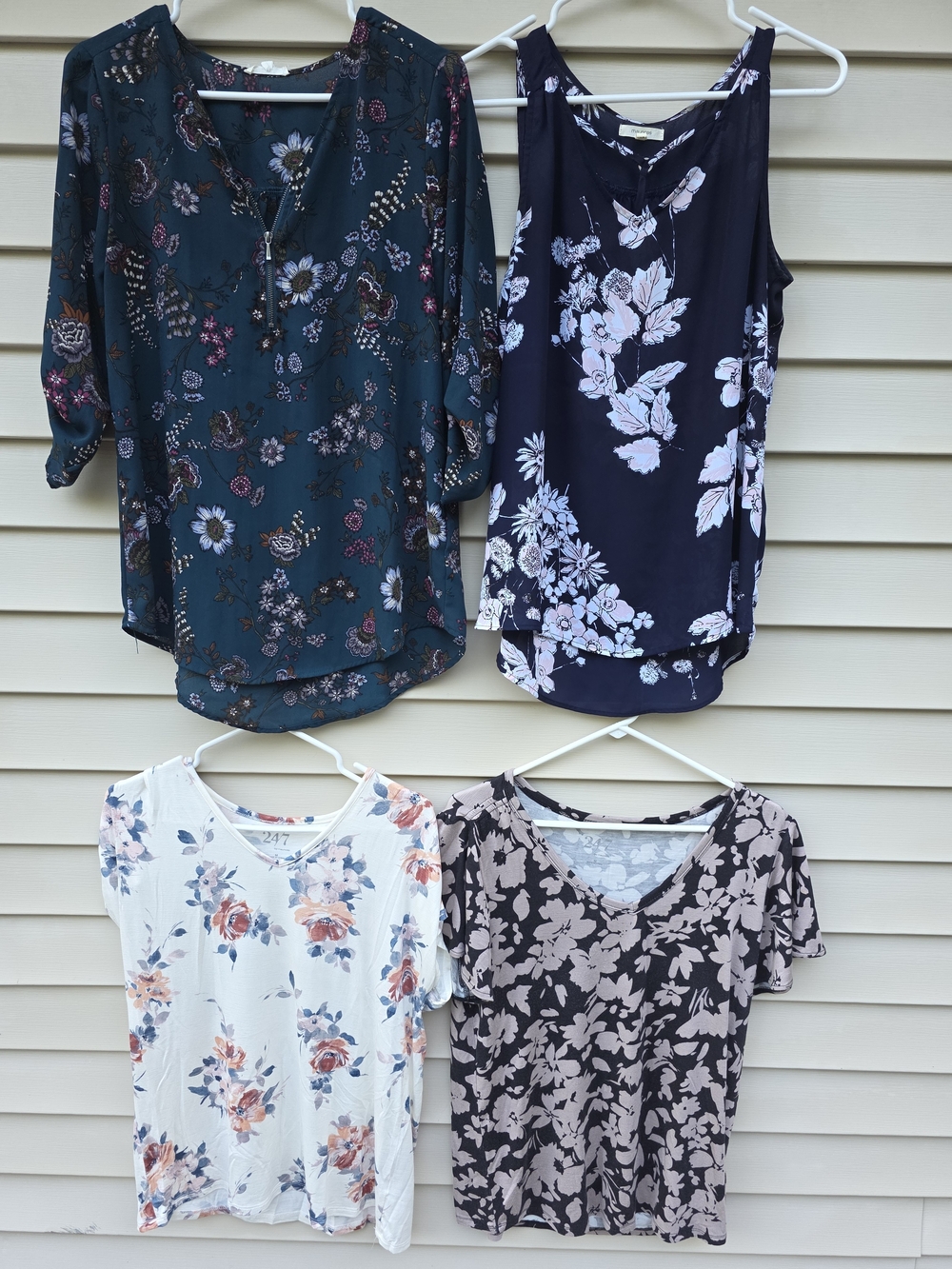 Maurices Set of 4 Mixed Floral Women's Tops